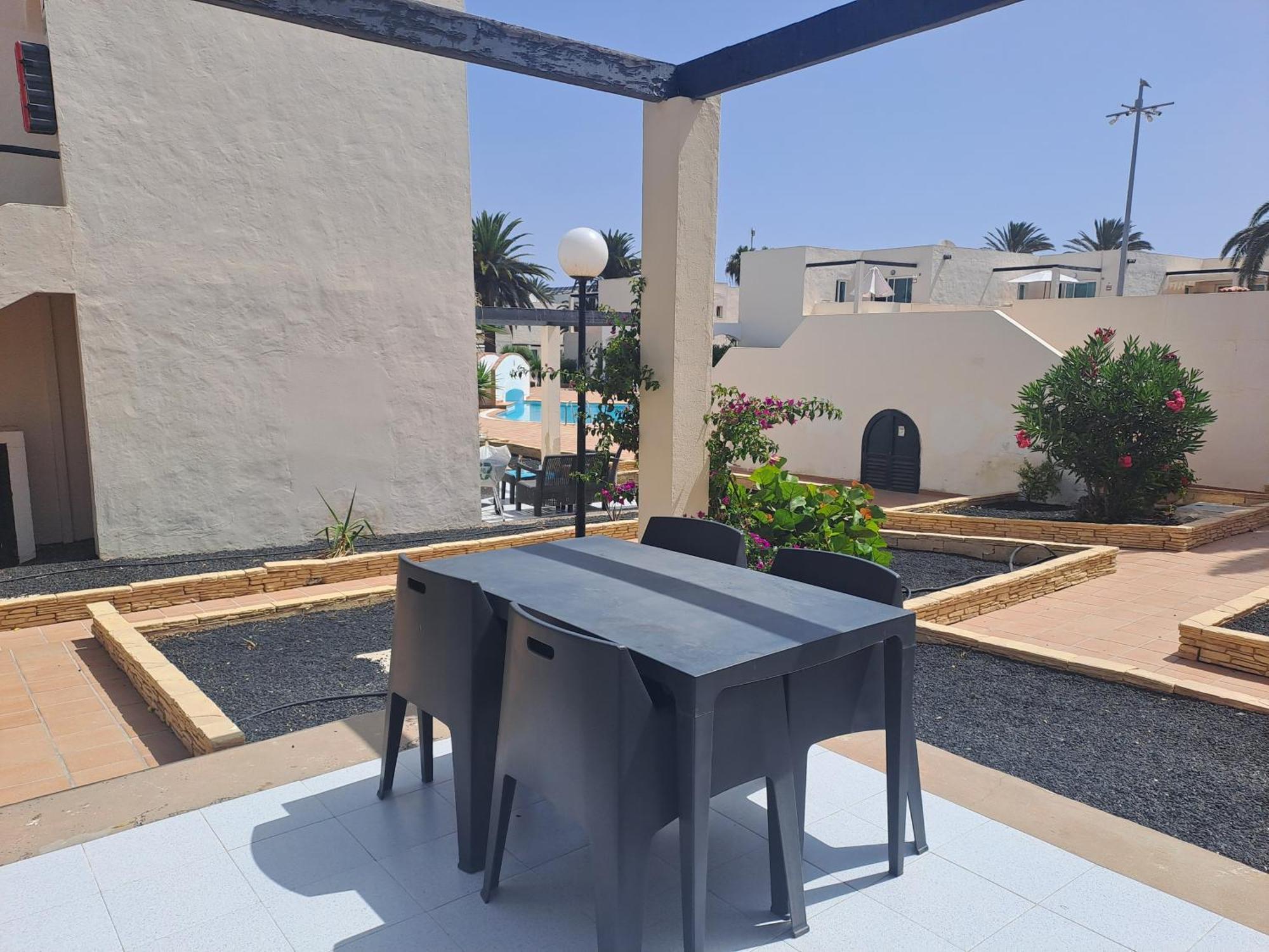 Homeforguest Apartamento 13 Con Terraza Y Piscina En Corralejo Esterno foto